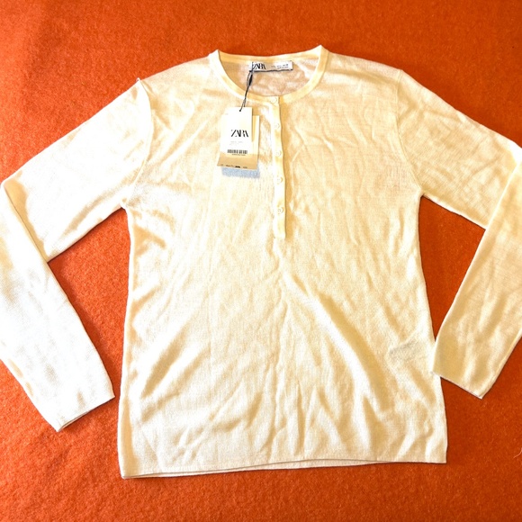 Zara ecru basic wool blend knit sweater with buttons NWT - Picture 3 of 9